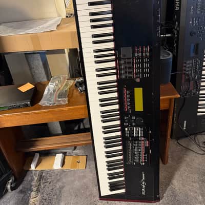 Yamaha S90 ES
