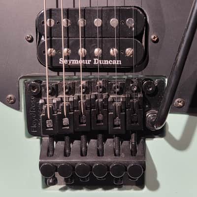 Schecter Sun Valley Super Shredder FR White Gloss w/ Single Seymour Duncan Bridge Humbucker & Pickguard image 6
