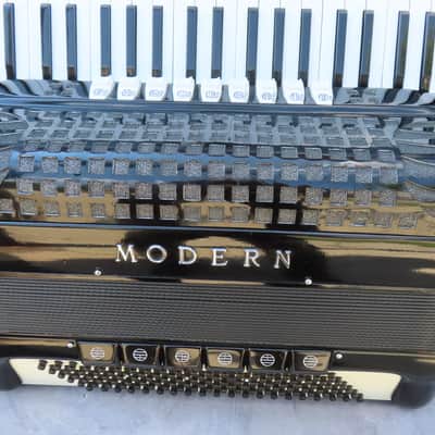 BORSINI BUILT 'MODERN' CUSTOM 120 BASS ACCORDION  {TONY DANNON STUDIO EDITION}  4/5 REEDS with 9/6 REGISTERS CLEAN 1 OWNER! image 4
