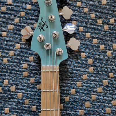 FAD bass Corona P5 Standard 2021 Pelham Blue image 5