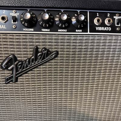 Fender '65 Twin Reverb Reissue 85-Watt 2x12" Guitar Combo 1991 - Present - Black image 7