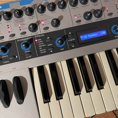 Novation K Station 25-Key 8-Voice Synthesizer 2001 - Silver image 7