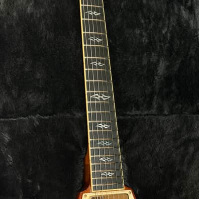 Dean USA Vengeance Mahogany Pickguard Gold Hardware V with Hard Case Gloss Natural USA VEN PG GN image 7