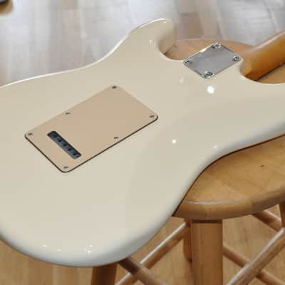 FENDER Stratocaster Vintera '60s Strat Mod OWH Olympic White / Made in Mexico / 60s Stratocaster / MX20017670 image 11