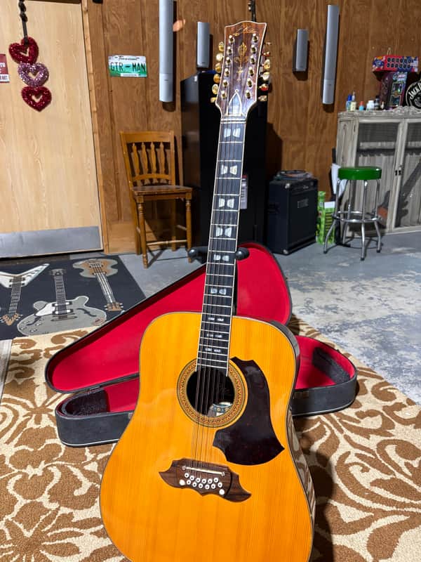 Eko Vintage Eko El Dorado 12 (top model) Spruce/Brazilian rosewood + Vox Case 1979 - Vintage 1979 Eko El Dorado 12 (top model) Spruce/Brazilian rosewood + Vox Case. It has some scratches and nicks image 1