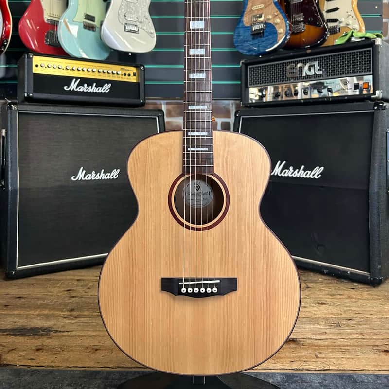 2022 Guild Jumbo Junior Reserve Maple Satin Natural
