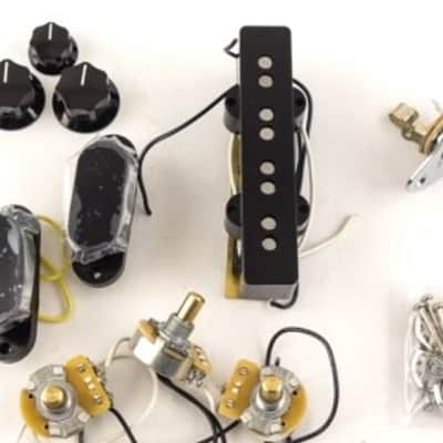 ジャンク American Deluxe Jazz Bass プリアンプ ジャンク American Deluxe Jazz Bass プリアンプ 【公式通販】