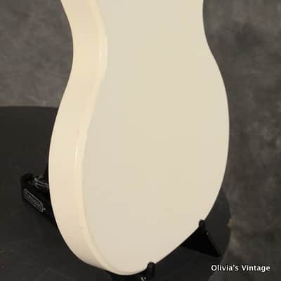 Supro 60 Guitar 1957 White image 24