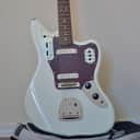 Squier Classic Vibe '60s Jaguar 2022 - Olympic White with Matching Headstock (Gig bag included!)
