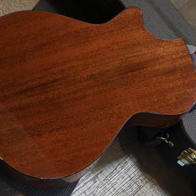 Minty! 2019 Taylor 552ce 12 String Red Cedar Mahogany Acoustic Guitar Natural + OHSC image 12