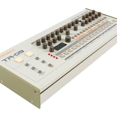Roland Boutique TR-09 Rhythm Composer Drum Machine [USED] image 2