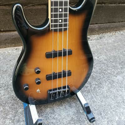 Carvin B4 Left-handed 1999-2005 Antique Sunburst image 3