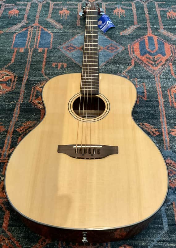 Ovation Applause Acoustic Guitar Wood Classics AAO96-4 Orchestra Model Natural Bild 1