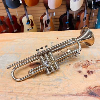 Olds Ambassador Bb Trumpet w/Case image 2