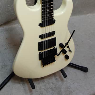 NEW! 2022 USA Charvel Custom Shop San Dimas "Model 4.5" in vanilla shake finish image 4