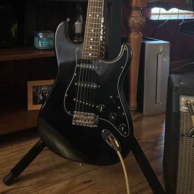 Squier MIJ Standard Stratocaster with Rosewood Fretboard 1984 - 1988 - Black image 12