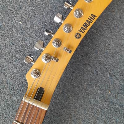 Yamaha EGV 103 image 10