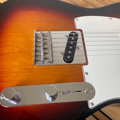 Fender Telecaster MIM 2018 Guitar - Tobacco Burst image 8