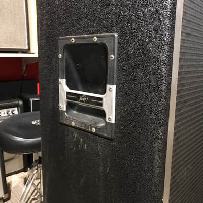 Peavey 215 4 Ohm 2x15" Bass Speaker Cabinet w/ Dust Cover image 4