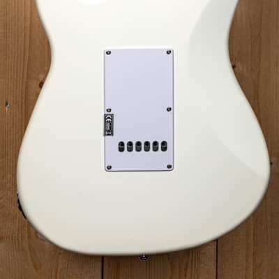 Sterling SUB Series Cutlass CT30HSS 2025 - Present - Olympic White image 4