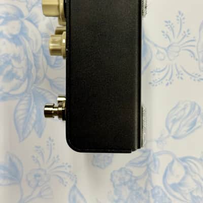 Strymon Flint Reverb and Tremolo V2 2022 - Present Black image 4