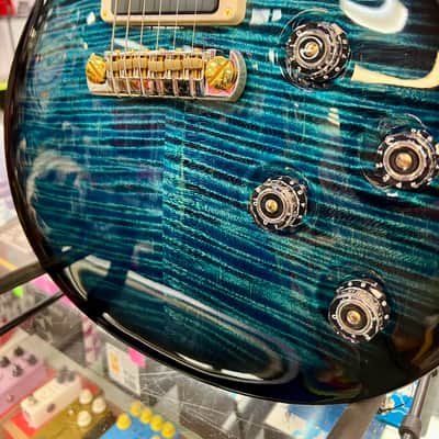 PRS Mark Tremonti Signature 10-Top Electric Guitar with Tremolo, Cobalt Smokeburst/Charcoal with Hardshell Case image 12