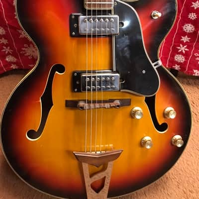 Univox Pro Hollowbody 1979 Sunburst image 8