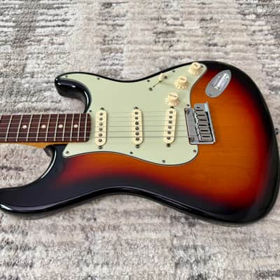 Fender Custom Shop Custom Deluxe Stratocaster 2009 - Sunburst image 7
