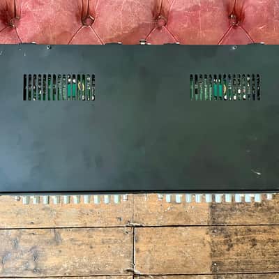 Calreq 3744 Double stereo 04 band parametric equaliser image 7