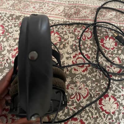 (Limited Edition) Beyerdynamic DT 770 Pro 80 Ohm 2010s - Black image 6