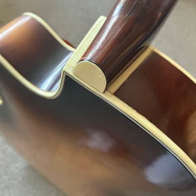 Hofner President 1959 Sunburst w Original case and Guarantee from Selmer image 13