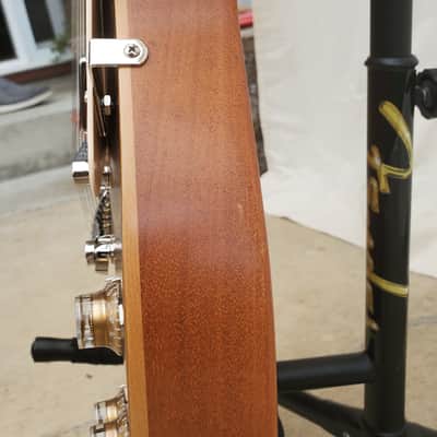 Gibson Les Paul Tribute T 2017 - Satin Gold Top image 6