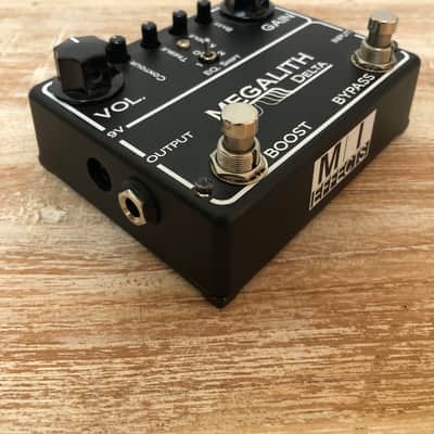 MI Audio Megalith Delta High-Gain Distortion 2010s - Black image 4