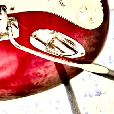 Fender Stratocaster Deluxe Plus 1989- Crimson Frost image 9