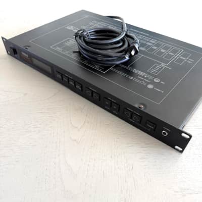 Yamaha TX81Z Rackmount FM Tone Generator
