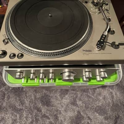 Technics SL-1300 Direct Drive Automatic Player System Turntable