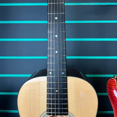 Eastman E10P Natural Gloss 2022 Acoustic Parlour Guitar imagen 6