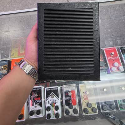 Electro-Harmonix Big Muff Pi (Transitional Triangle Graphic Ram’s Head) – Original Vintage USA EH3003A 1973–74 image 7