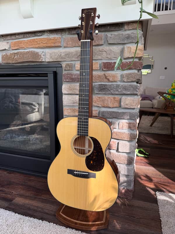 Martin Standard Series 000-18 2025 - Present - Natural image 1