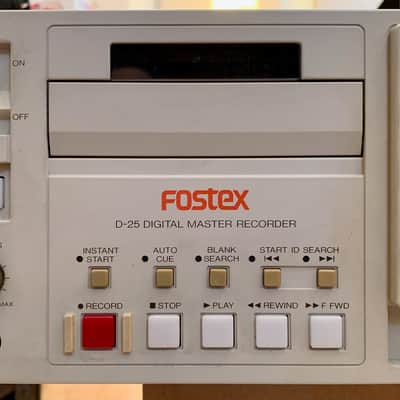 Fostex D-25 Master DAT Recorder w/Timecode image 4