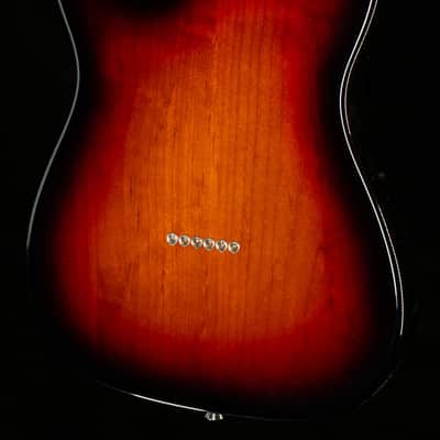 Fender American Professional II Telecaster 3-Color Sunburst Maple Fingerboard (250) image 2