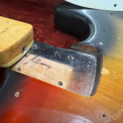1973 Fender Jazz Bass - Rosewood Fretboard - Sunburst - OHSC image 16