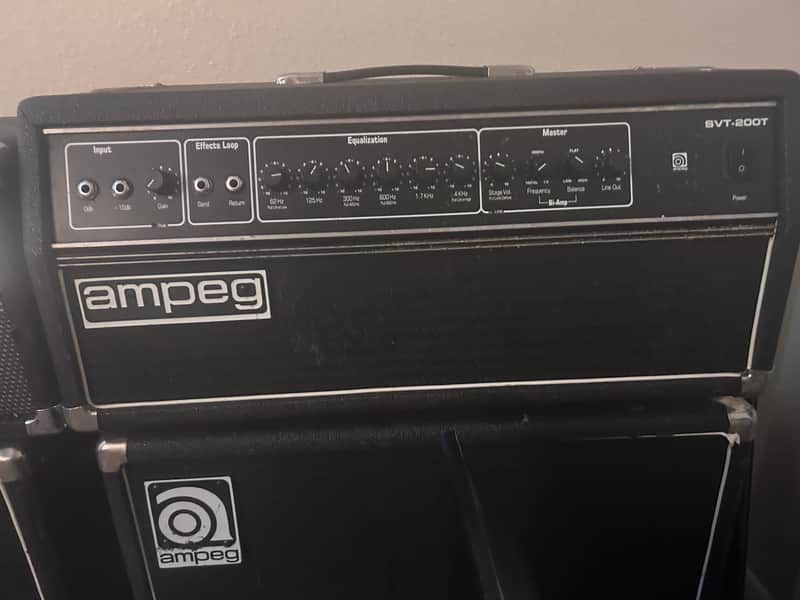 Vintage Ampeg SVT200T - Legendary Tone at a Fair Price