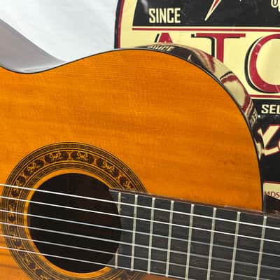 Alvarez Regent 4103 Classical Acoustic Guitar image 3