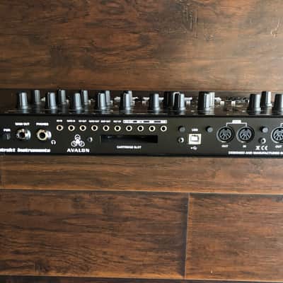 Abstrakt Instruments Avalon Analog Bassline Acid Synthesizer Custom Black Green TB-303 clone synth image 5