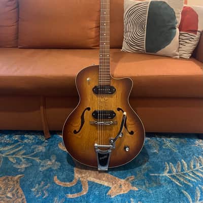 Godin 5th Avenue CW Kingpin II Rare Bigsby Tremelo Hollowbody Guitar image 1