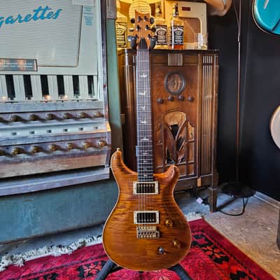 2001 PRS Custom 22 Tremolo Amber image 2