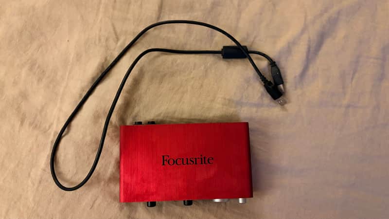 Focusrite Scarlett 2i2 USB 2.0 Audio Interface 2011 - 2016 - Red / Black image 1