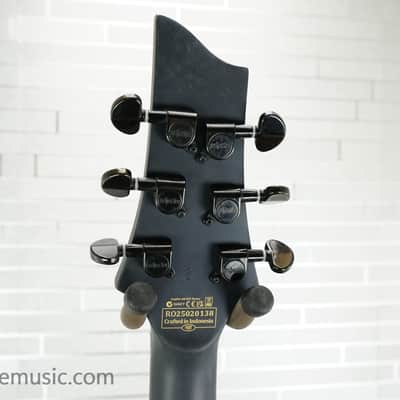 Schecter Omen Elite 6 FR - See Thru Blue Burst image 16