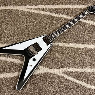 Epiphone Richie Faulkner Signature Flying V Custom | Reverb